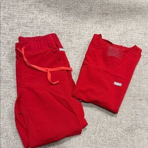Figs Red Catarina One Pocket Top and Zamora Joggers Small